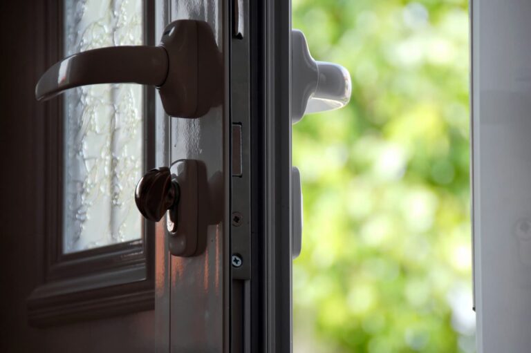 Residential locksmith service by Locksmith.lk