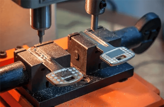 Key cutting at Locksmith.lk